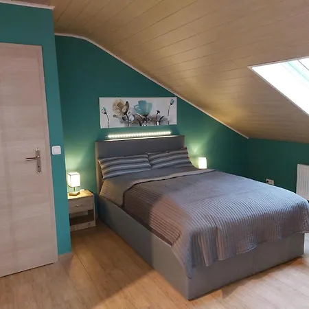 Cosy Holiday Flat Close To Nature *